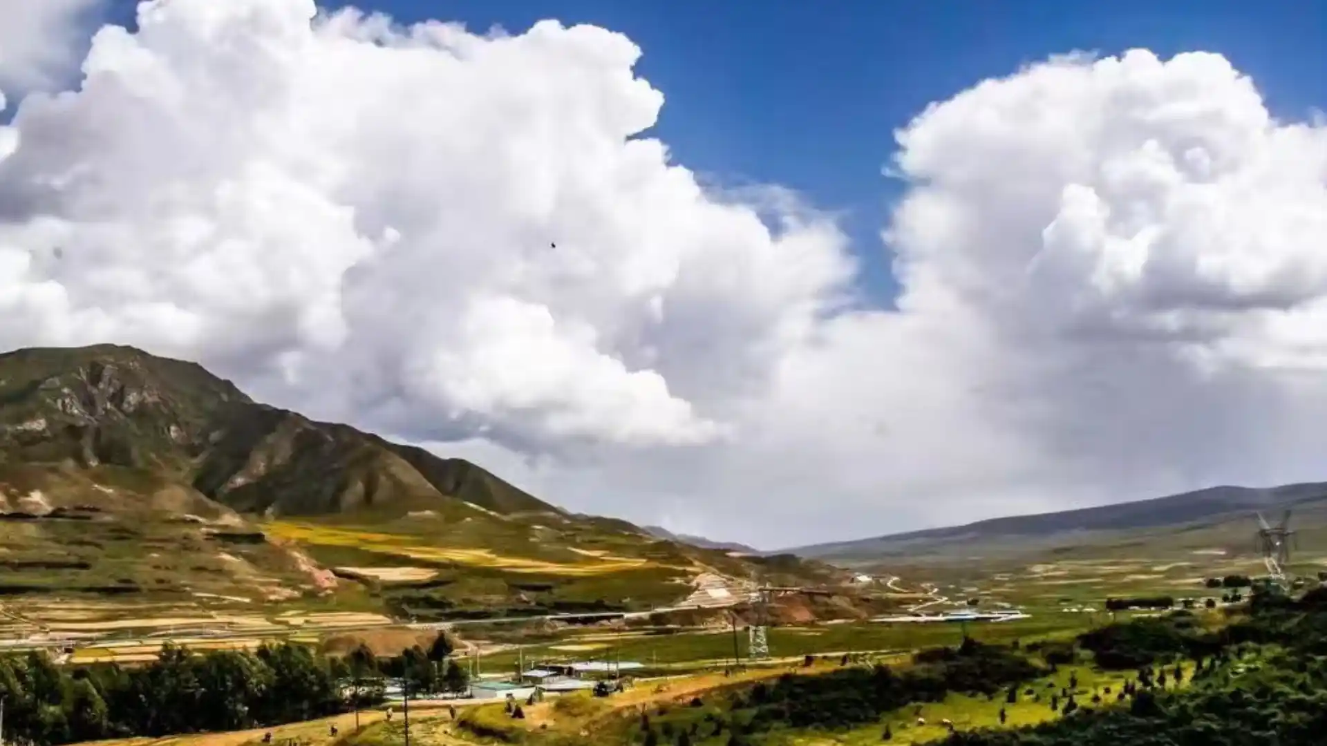 Datong County Mountains