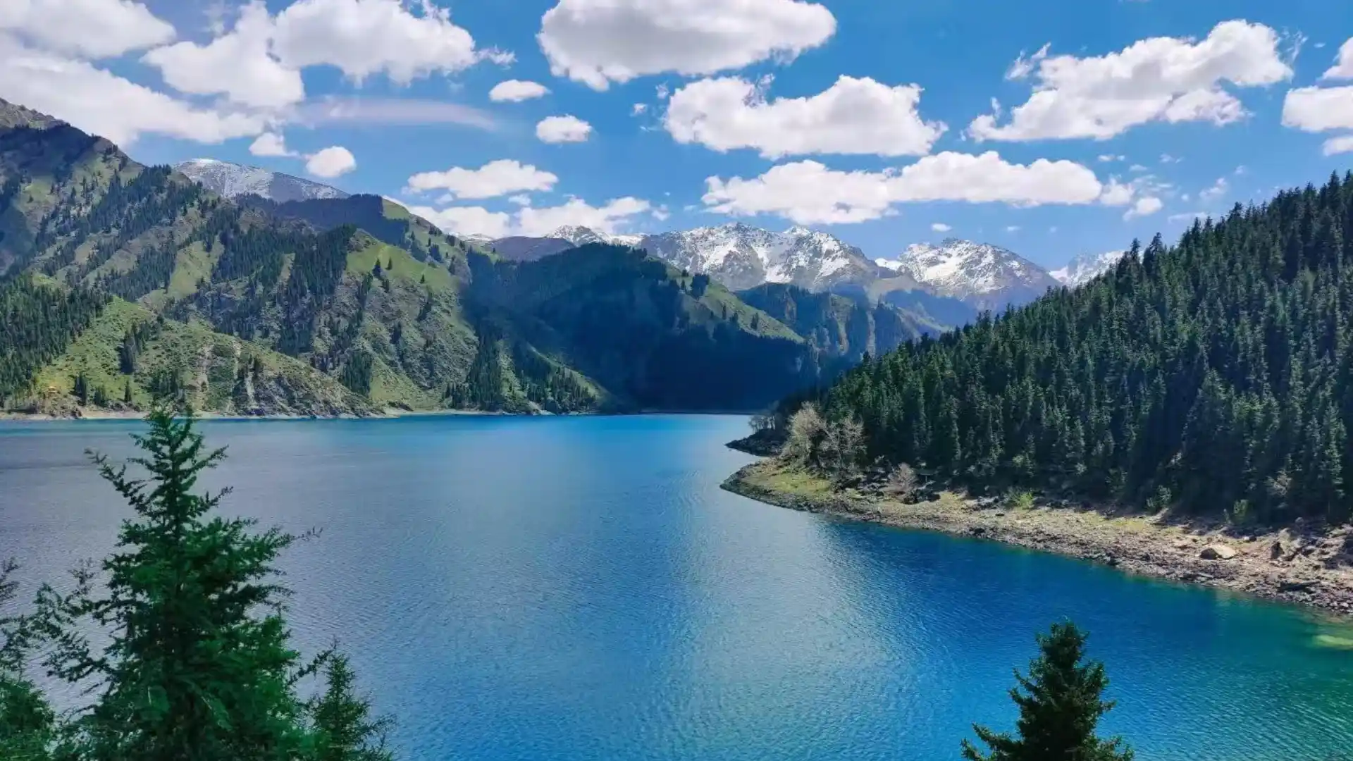 Heavenly Lake (Tianchi)