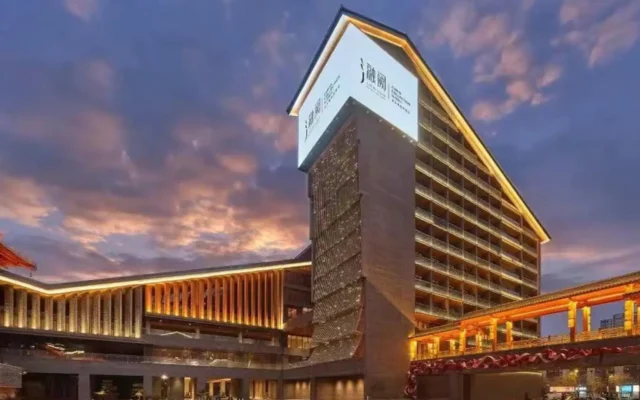 Checking In: Rongque, Curio Collection by Hilton, Luoyang