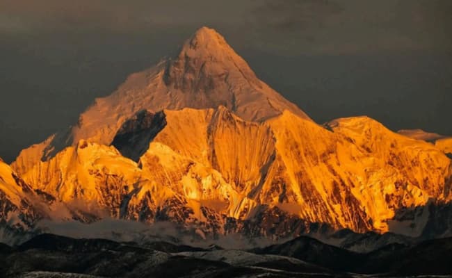 Snow Mountain View